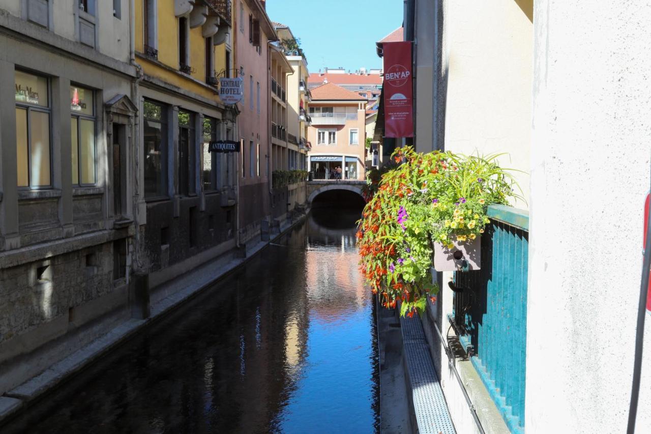 LE COQUET - Gare - Hyper centre - Parking - Wifi - Netflix - Disney+ Annecy Esterno foto